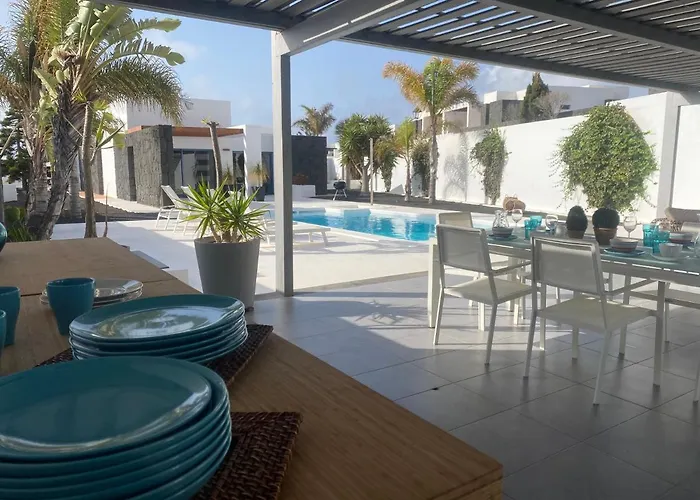 Julia By Villalia 빌라 *