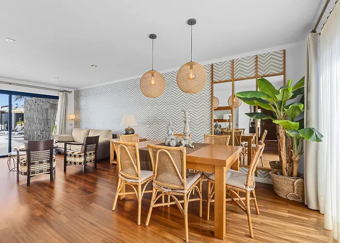 Julia By Villalia * 플라야블랑카